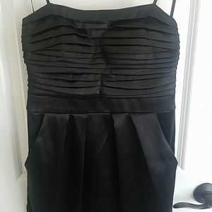 B DARLIN strapless dress w/ pockets